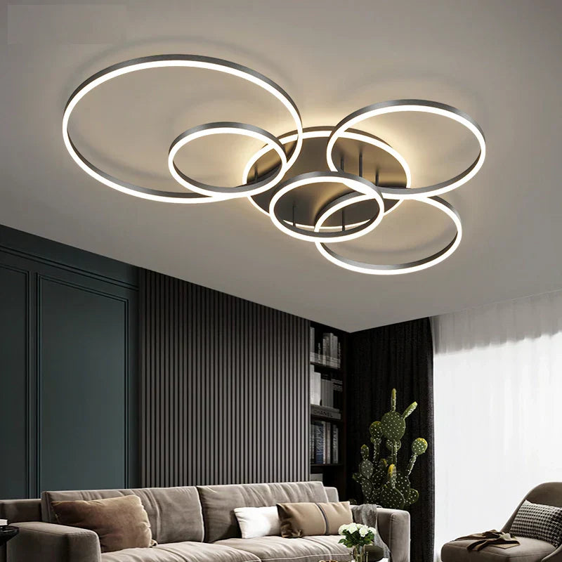 Stilren loftslampe i moderne design