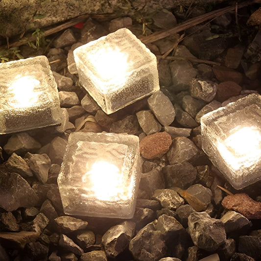 Solcellelampe i firkantet design