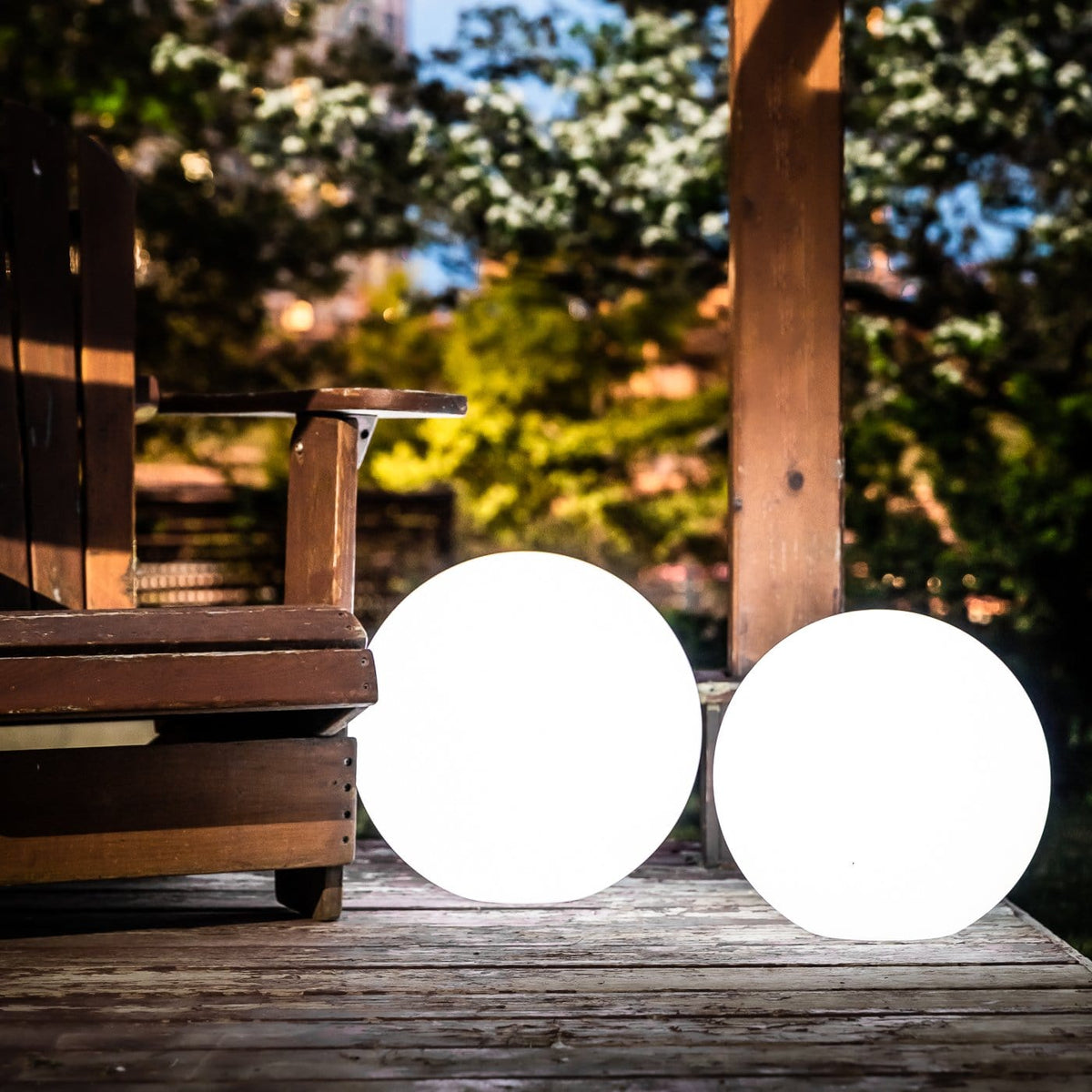 Portable Indoor/Outdoor Element Lamp