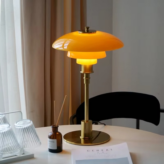 Designerbordlampe fra Danmark