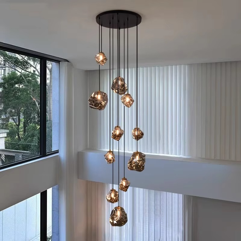 Moderne pendellampe til trapp