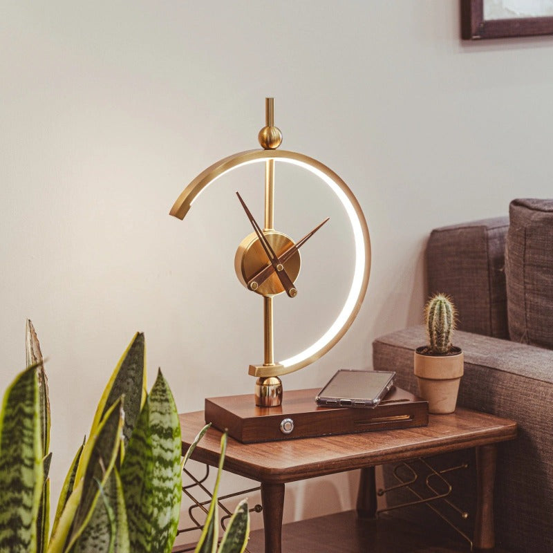Luksuslampe, ur og oplader fra NagoyaLight™