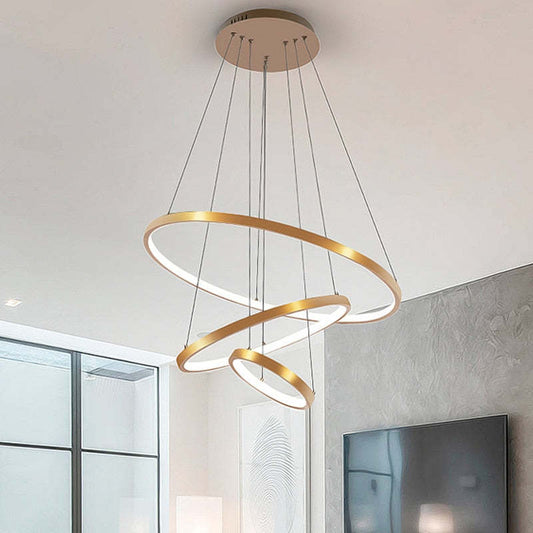 Yumanira: Moderne loftlampe med tre ringer
