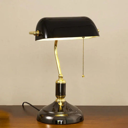 Europæisk glasbordlampe
